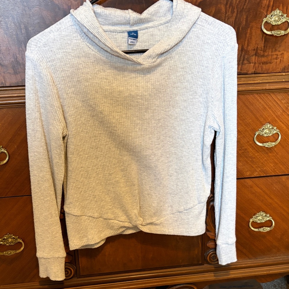 Girls Old Navy Light Gray Twist Hem Hoodie